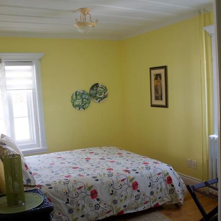 Gite Chez Rosemarie Bic Bagian luar foto
